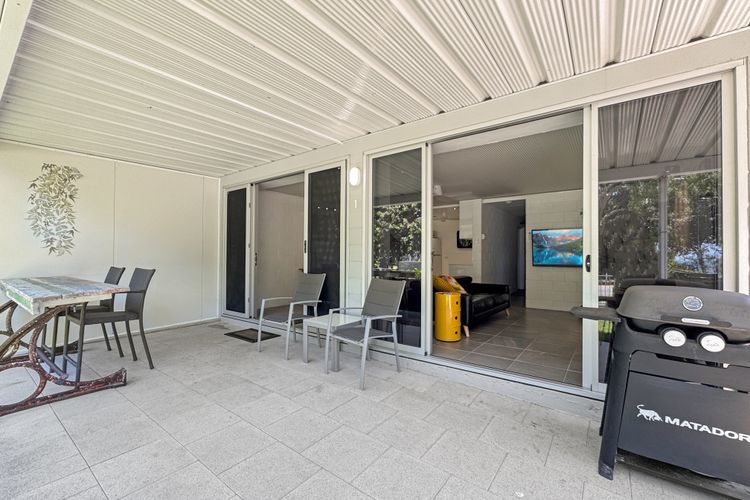 Island View Apt 1