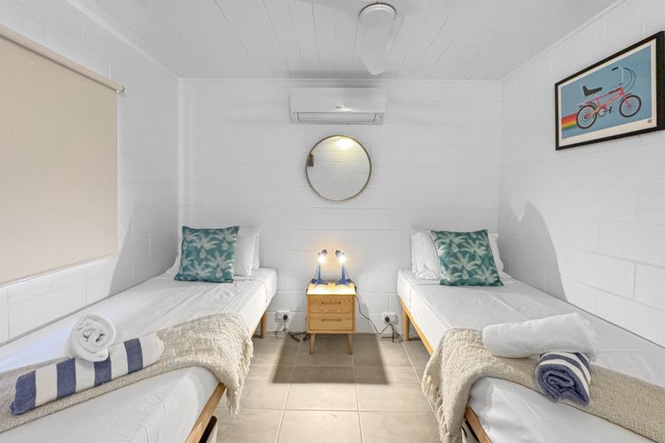 Island View Apt 1