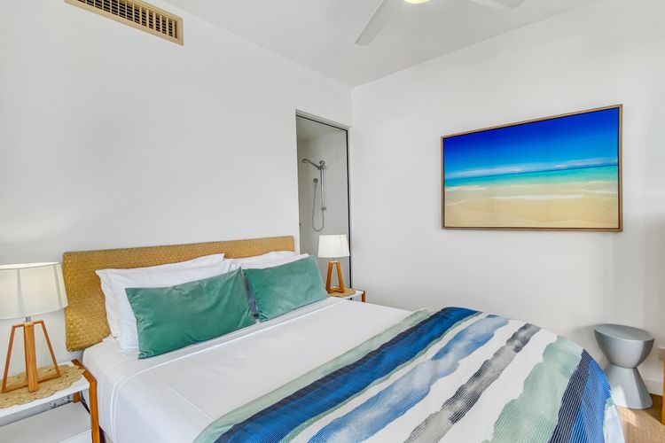 1 Bright Point Apartment 2204