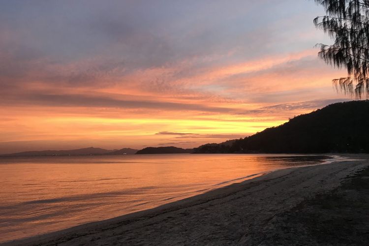 1 Bright Point Apartment 2303 -Magnetic Island Sunset