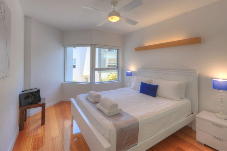 Maggies Beachfront Apt. 10