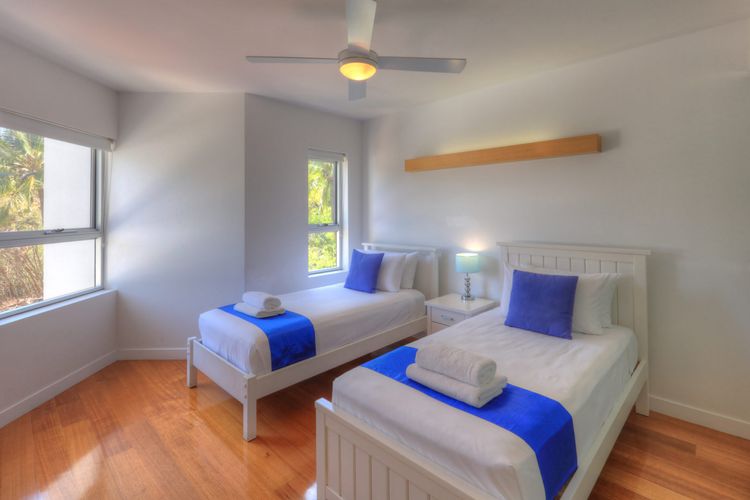 Maggies Beachfront Apt. 10