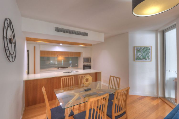 Maggies Beachfront Apt. 11