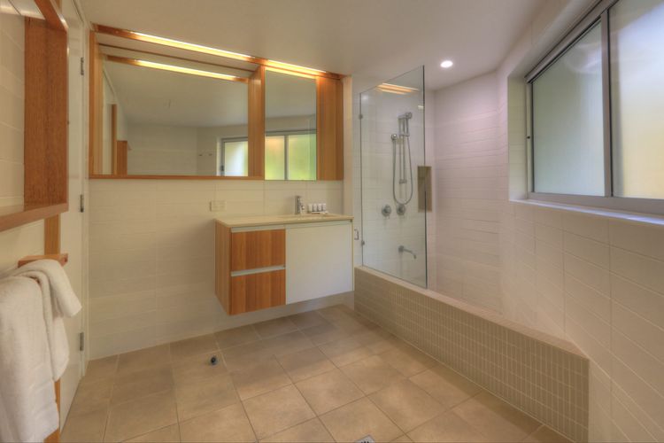 Maggies Beachfront Apt. 11