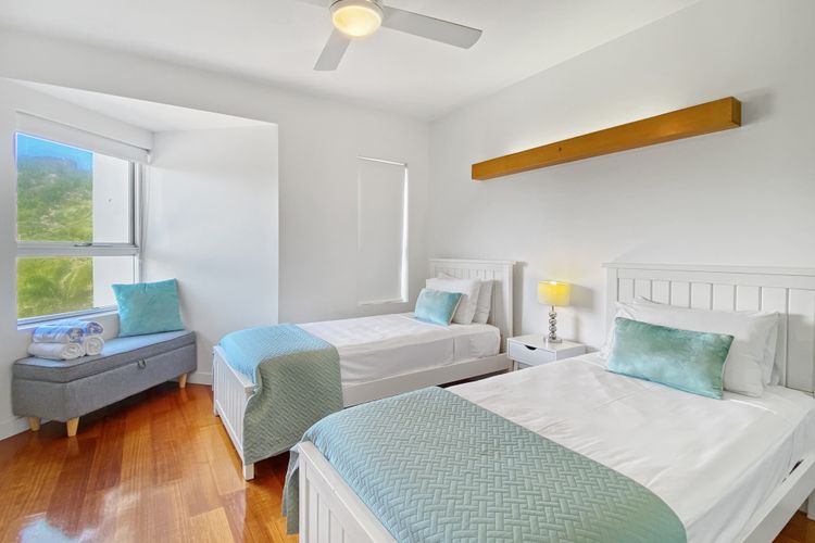 Maggies Beachfront Apt. 12