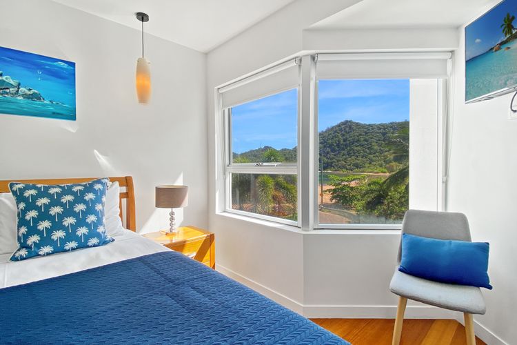 Maggies Beachfront Apt. 12