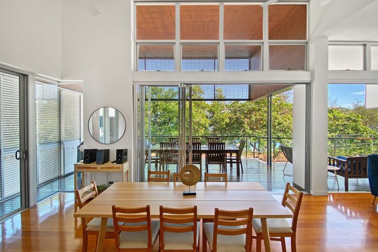 Maggies Beachfront Apt. 12