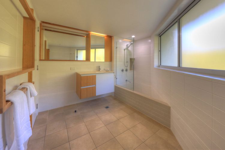 Maggies Beachfront Apt. 13