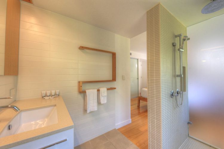 Maggies Beachfront Apt. 13