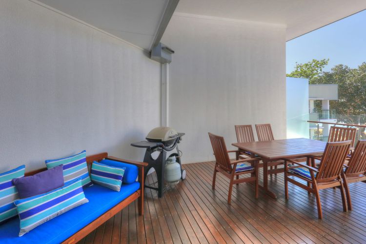 Maggies Beachfront Apt. 13