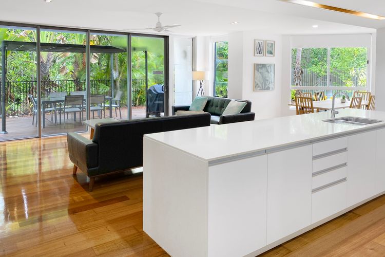 Maggies Beachfront Apt. 2