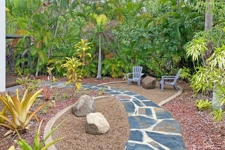 Maggies Beachfront Apt. 2