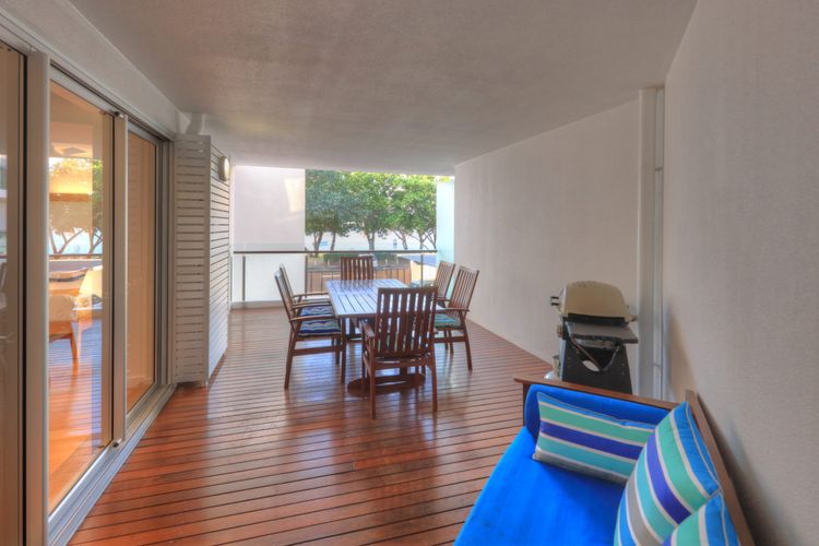 Maggies Beachfront Apt. 4