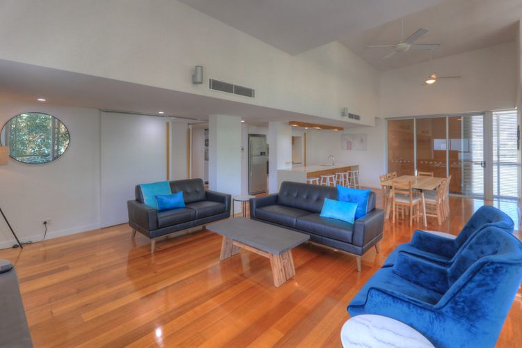 Maggies Beachfront Apt. 5