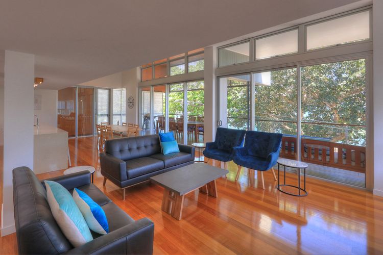 Maggies Beachfront Apt. 5