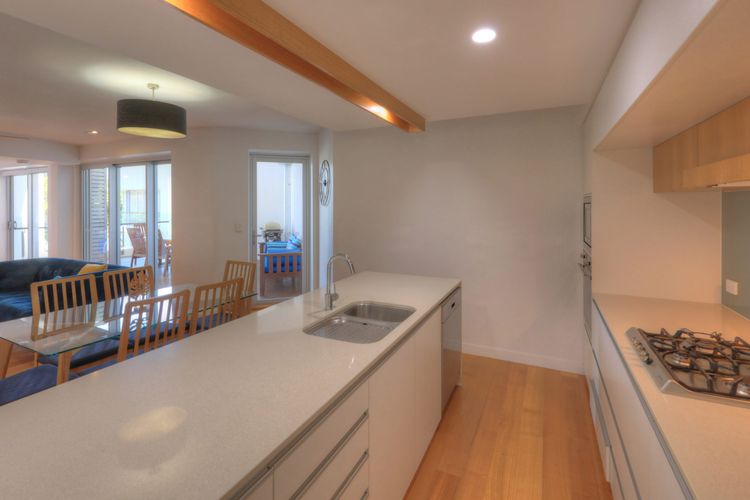 Maggies Beachfront Apt. 6