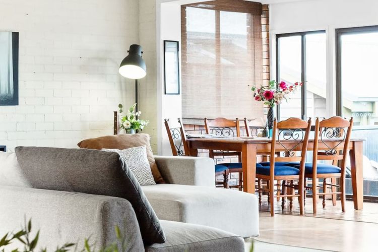 Surfers Retreat with access to the beach