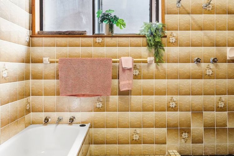 Surfers Retreat with access to the beach