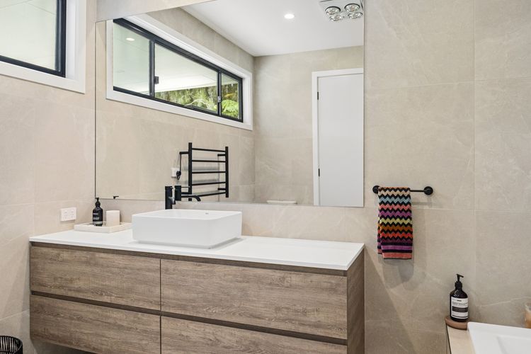 The Bird House Manyana