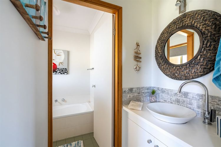 Manyana Beach Getaway