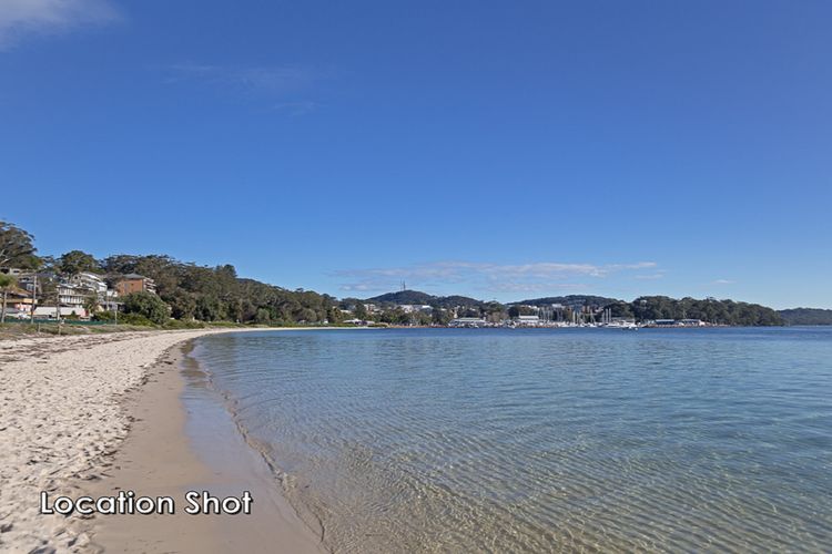 Sunnie Belle, 2/3 Victoria Parade – Unit with water views and air conditioning