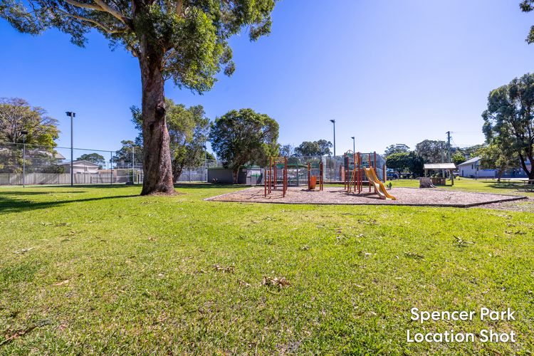 The Pelicans, 2/53 Soldiers Point Road – ground floor unit on the waterfront