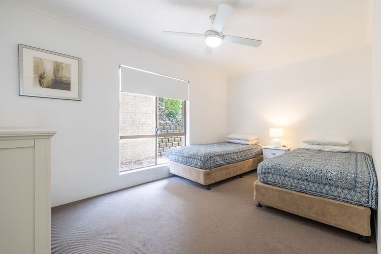 The Pelicans, 2/53 Soldiers Point Road – ground floor unit on the waterfront