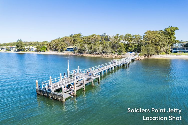 The Pelicans, 2/53 Soldiers Point Road – ground floor unit on the waterfront