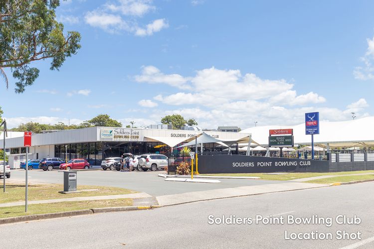The Pelicans, 2/53 Soldiers Point Road – ground floor unit on the waterfront