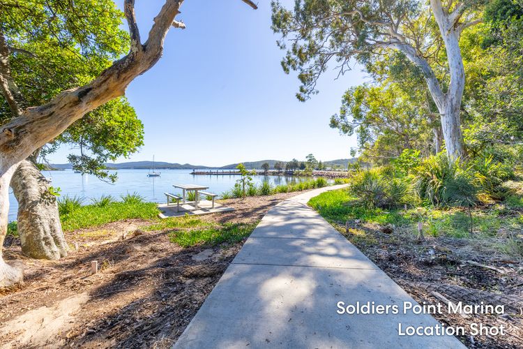 The Pelicans, 2/53 Soldiers Point Road – ground floor unit on the waterfront