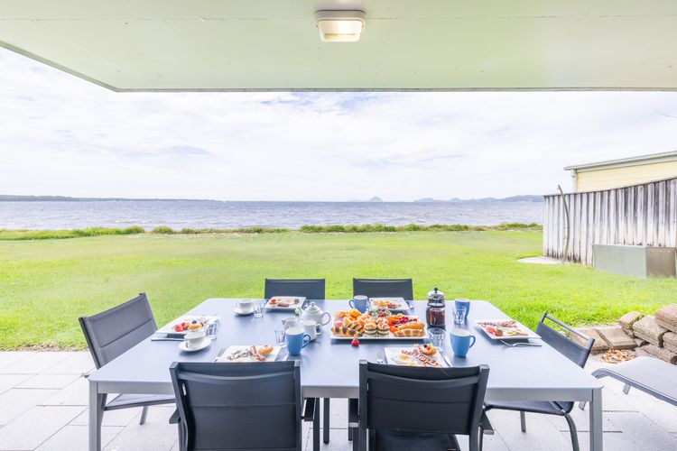 The Pelicans, 2/53 Soldiers Point Road – ground floor unit on the waterfront