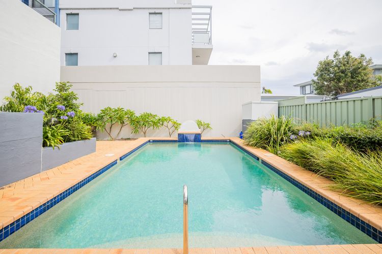 Peninsula Waters, 1/2-4 Soldiers Point Road – Aircon, pool & massive outdoor area