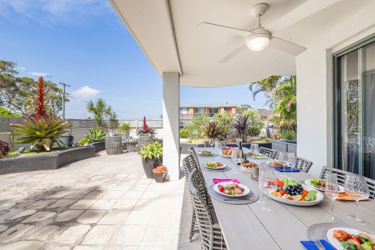 Peninsula Waters, 1/2-4 Soldiers Point Road – Aircon, pool & massive outdoor area