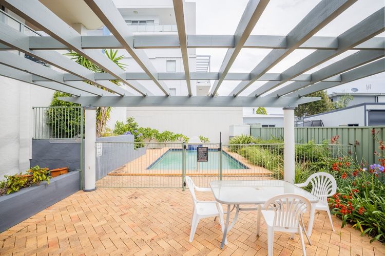 Peninsula Waters, 1/2-4 Soldiers Point Road – Aircon, pool & massive outdoor area