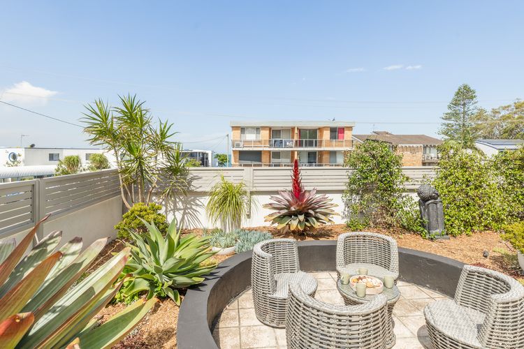 Peninsula Waters, 1/2-4 Soldiers Point Road – Aircon, pool & massive outdoor area