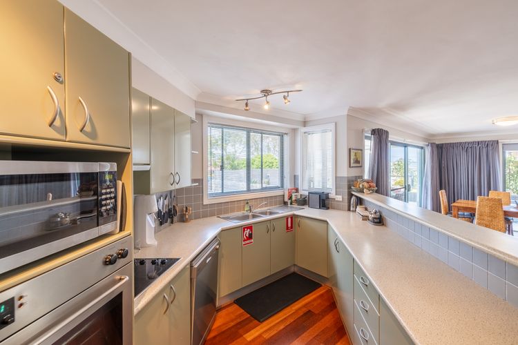 Peninsula Waters, 1/2-4 Soldiers Point Road – Aircon, pool & massive outdoor area