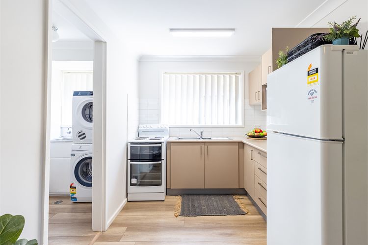 2/10 Catalina Close – Walk to Shoal Bay Beach