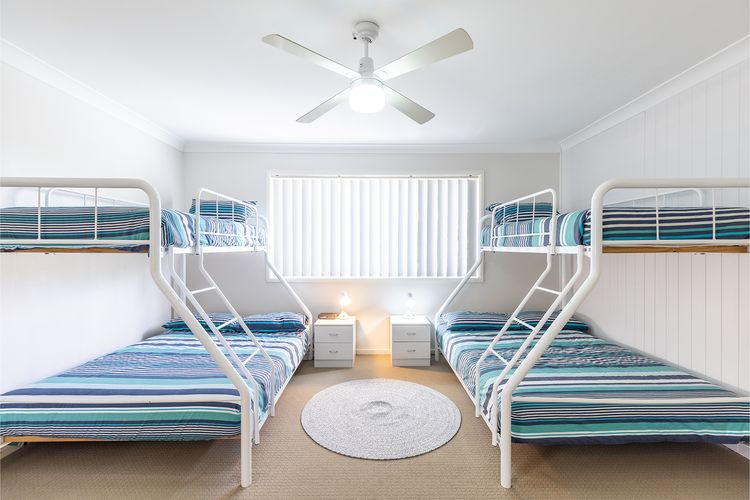 2/10 Catalina Close – Walk to Shoal Bay Beach