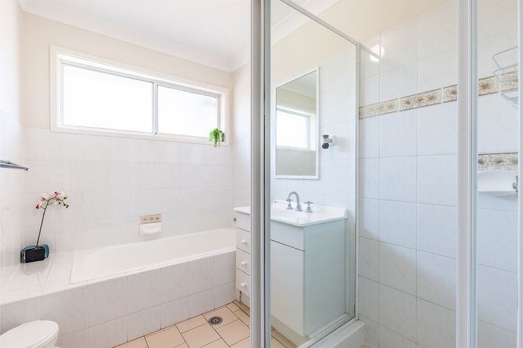 2/10 Catalina Close – Walk to Shoal Bay Beach