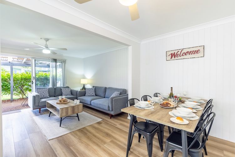 2/10 Catalina Close – Walk to Shoal Bay Beach