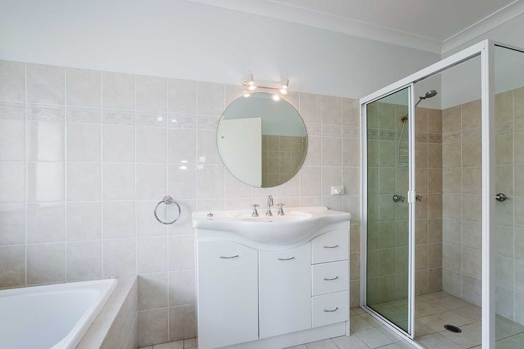Ensuite