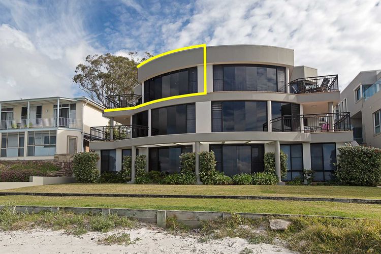 2/137 Soldiers Point Road – luxury unit on the waterfront with aircon and free unlimited WiFi