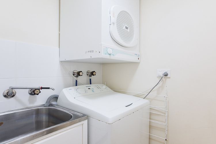 Bay Parklands 23 – Ground floor unit with air con, complex pool, spa, tennis court