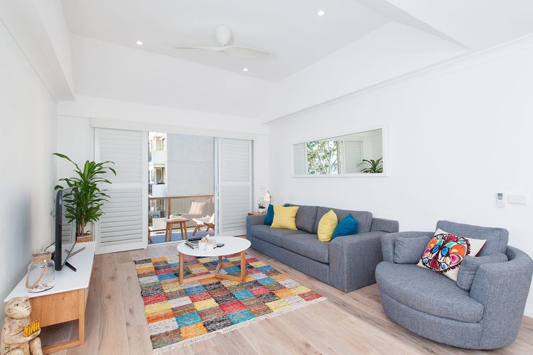 The Poplars, 24/36 Magnus Street – Unit with views, air con and wifi in a complex with a pool