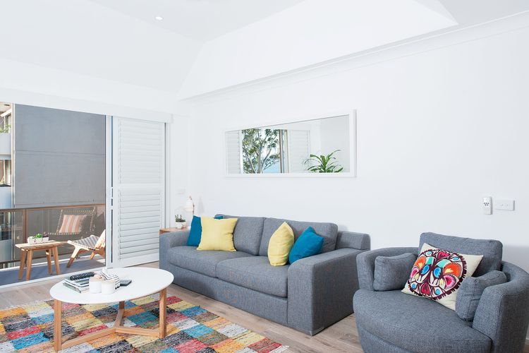 The Poplars, 24/36 Magnus Street – Unit with views, air con and wifi in a complex with a pool