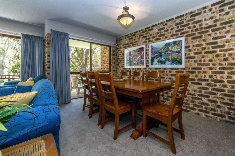 Bay Parklands, 28/2 Gowrie Ave – pool, tennis + stunning views