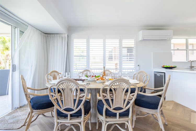 Albacore 3, 12-14  Ondine Close – waterfront, pool, lift & views