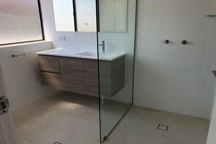 Bangalee, 3/41 Soldiers Point Rd – Fantastic Waterfront Unit with Air-Con, Pool, WIFI & Chromecast