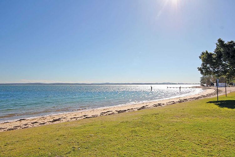 Collendina, 3/19 Kurrawa Close – position and water views