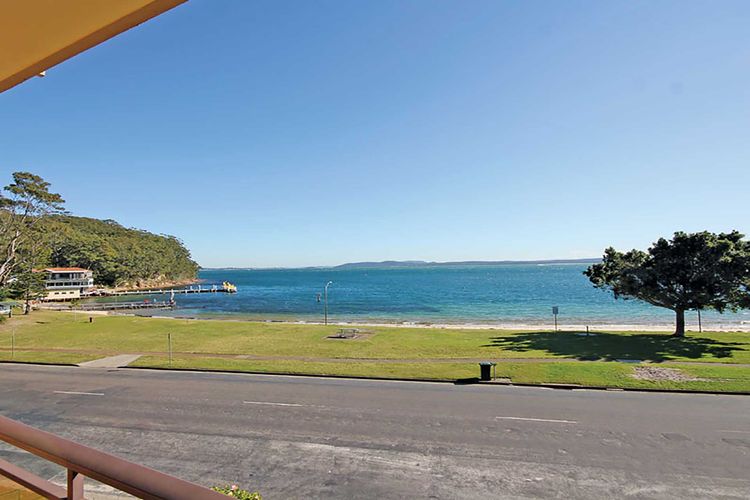 Collendina, 3/19 Kurrawa Close – position and water views